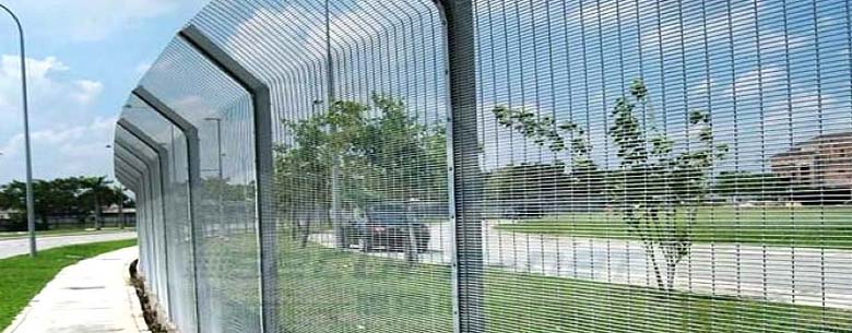 登り防止金網フェンス 登り防止金網フェンス